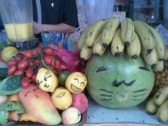 学校的冰沙店，物美价廉，老板人很能玩