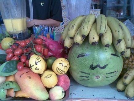 学校的冰沙店,物美价廉,老板人很能玩 学校的冰沙店,物美价廉,老板人很能玩