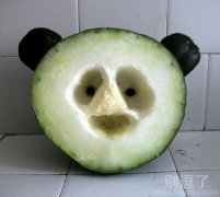 巧人做的南瓜熊猫。 巧人做的南瓜熊猫。