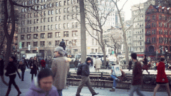 看报纸的那位你是都教授吗