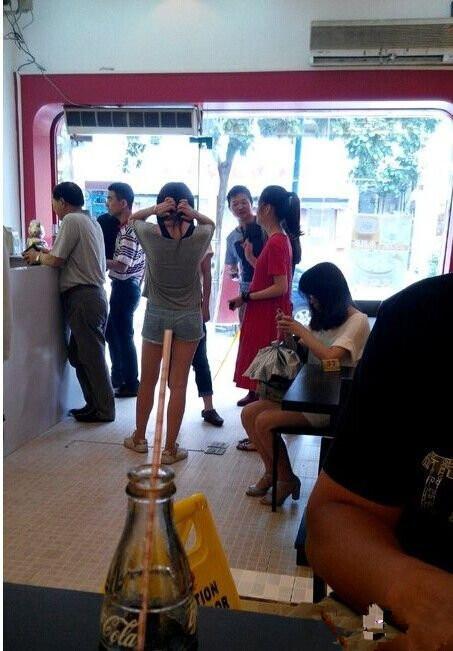 我只是渴了想喝杯可乐而已