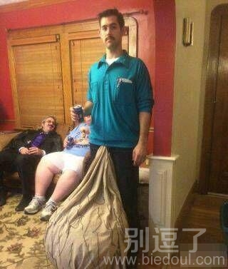 大叔这是在玩啥？