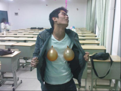 爆笑大学生屌丝,你们个个都可以去当演员了。