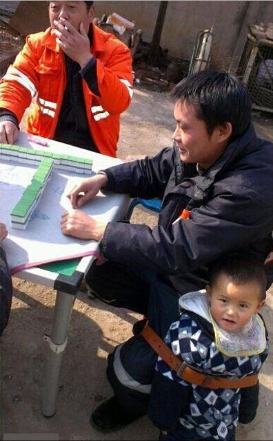 这孩子是充话费赠送的吗