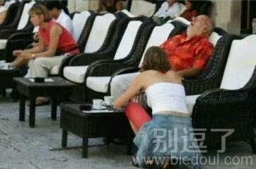 别有一番风味的画面。 别有一番风味的画面。