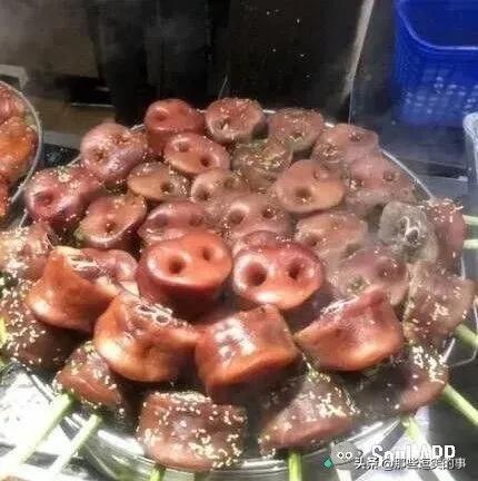 穿裙子的不一定是淑女,看看她们就知道了,自己也不觉得尴尬 穿裙子的不一定是淑女,看看她们就知道了,自己也不觉得尴尬