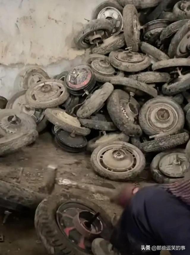 穿裙子的不一定是淑女,看看她们就知道了,自己也不觉得尴尬 穿裙子的不一定是淑女,看看她们就知道了,自己也不觉得尴尬