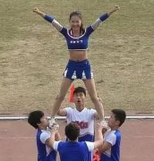 再瞅把你眼珠扣下来 再瞅把你眼珠扣下来