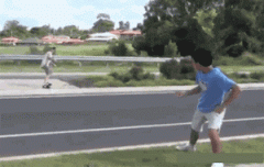 奉劝二位一句，这样真的会被打