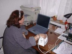 一个搞笑的大姐。。