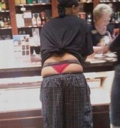 这条裤子腰太低了