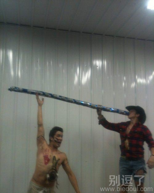 这口气能吹好远的吧 这口气能吹好远的吧