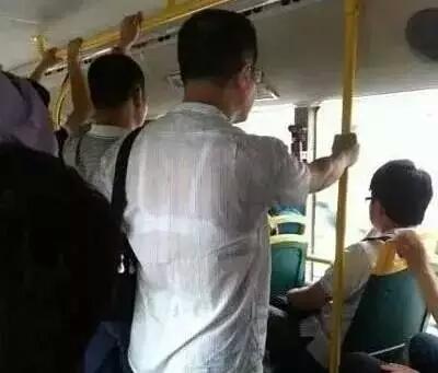 大叔，你这样好凉快呀