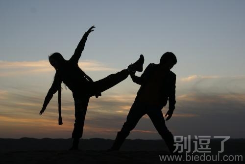 这样就不知道是谁了吧,怎么秀恩爱 这样就不知道是谁了吧,怎么秀恩爱