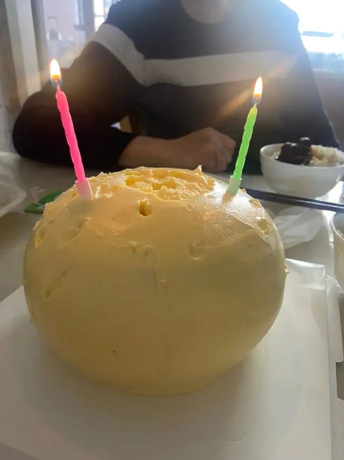 轻松一刻:还是老板玩的花,招"小秘"明码标价! 轻松一刻:还是老板玩的花,招"小秘"明码标价!