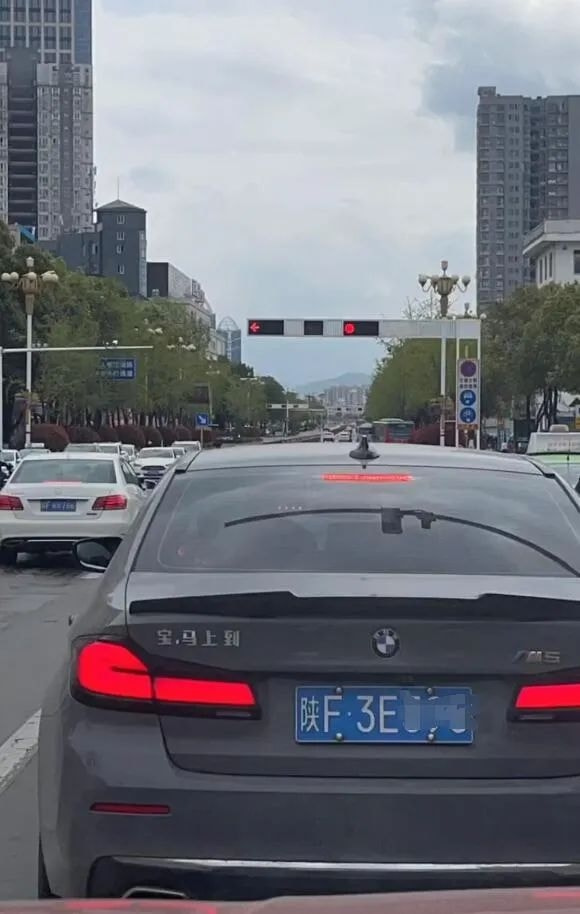 轻松一刻:一辈子很短,一周很长,你放假了吗? 轻松一刻:一辈子很短,一周很长,你放假了吗?