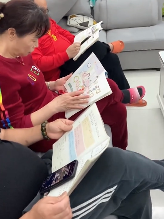 轻松一刻:疫情,你耽误我谈恋爱了! 轻松一刻:疫情,你耽误我谈恋爱了!