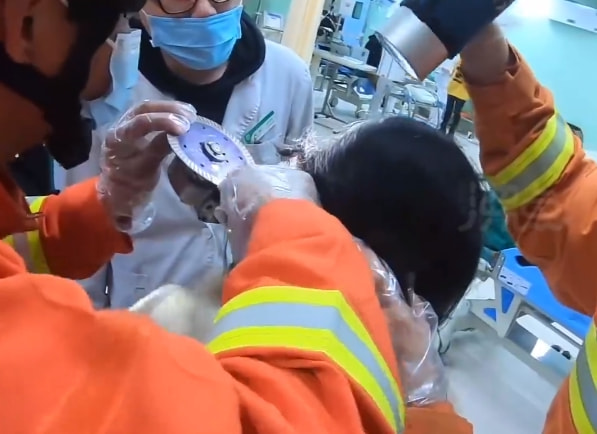 轻松一刻:疫情,你耽误我谈恋爱了! 轻松一刻:疫情,你耽误我谈恋爱了!