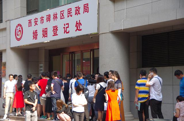 讲个笑话给你听 讲个笑话给你听