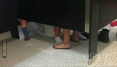 今天厕所好像有很多人