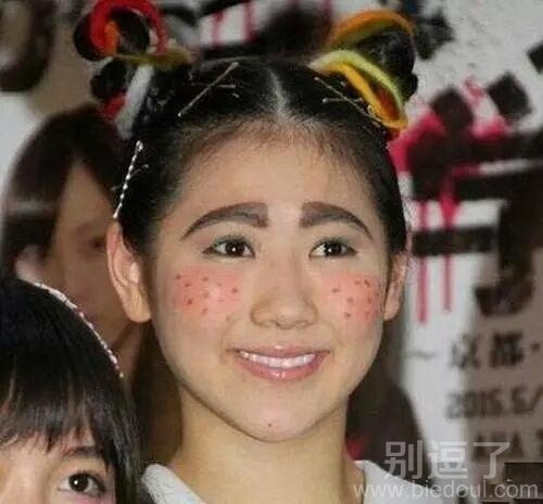 妹子,你是来搞笑的吧 妹子,你是来搞笑的吧