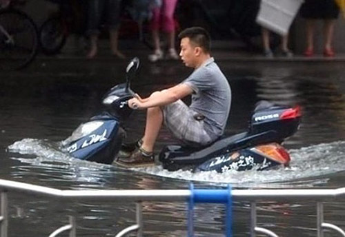 窘态人生图片,各有传奇。