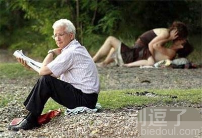 我只是装作看不到而已 我只是装作看不到而已