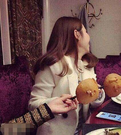 美女集：不自卑的妹子