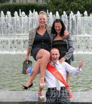 看错的同学举手。 看错的同学举手。