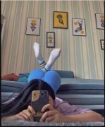 手机壳好像有点脏了，擦擦~