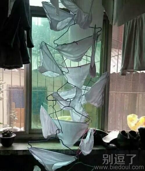 你是炫耀内裤多吗,还是清一色白色 你是炫耀内裤多吗,还是清一色白色