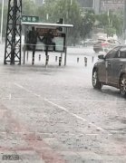 一起躲过雨的屋檐 一起躲过雨的屋檐