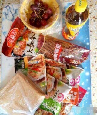 我们宿舍的毕业聚餐 我们宿舍的毕业聚餐