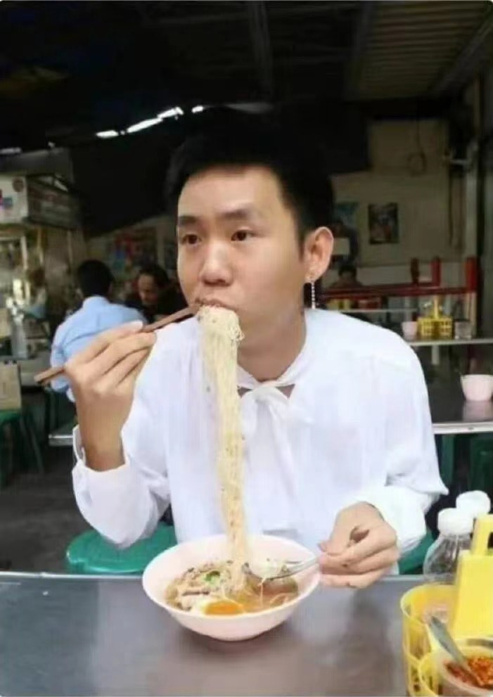 轻松一刻:女人喜欢看腹肌,男人喜欢看什么? 轻松一刻:女人喜欢看腹肌,男人喜欢看什么?