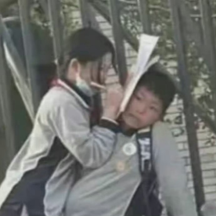 轻松一刻:年少不知软饭香,错把青春倒插秧! 轻松一刻:年少不知软饭香,错把青春倒插秧!
