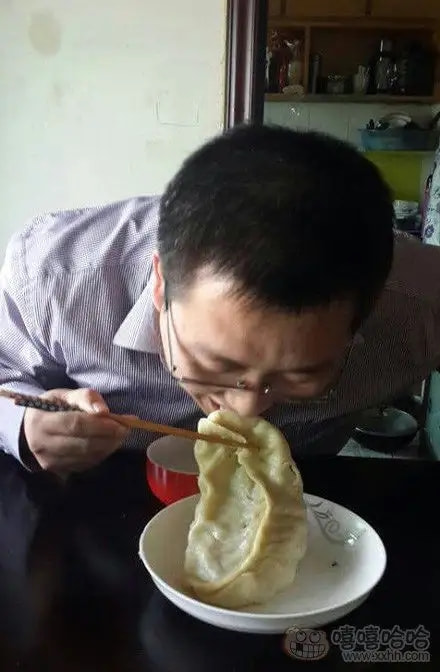 轻松一刻:年少不知软饭香,错把青春倒插秧! 轻松一刻:年少不知软饭香,错把青春倒插秧!