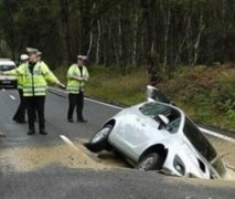 倒霉的时候喝水的塞牙