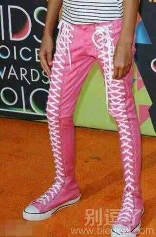 这个东西应该叫做什么呢?连裤帆布鞋?? 这个东西应该叫做什么呢?连裤帆布鞋??