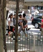 这样抱着才有安全感 这样抱着才有安全感