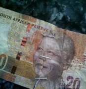 建议去银行换一张吧 建议去银行换一张吧