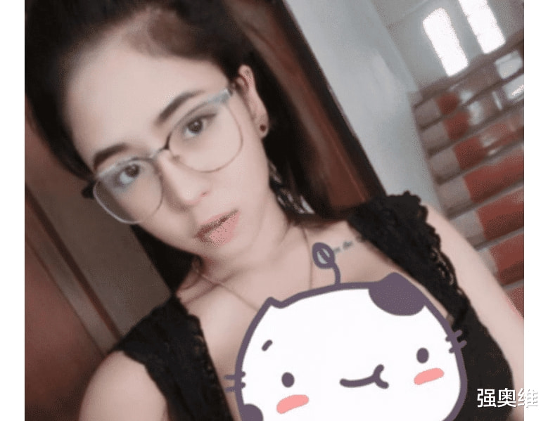 “女朋友的纹身很隐蔽,让我不要担心!” “女朋友的纹身很隐蔽,让我不要担心!”