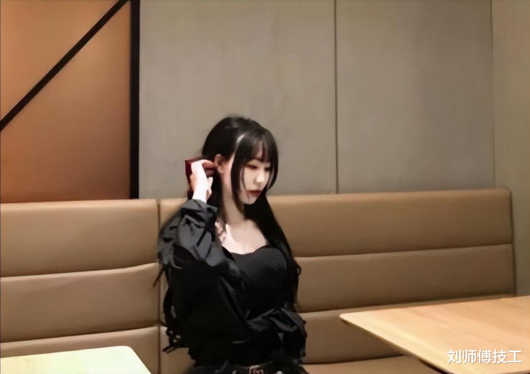 爱上快餐店偶遇的女孩，月薪4000有希望吗？