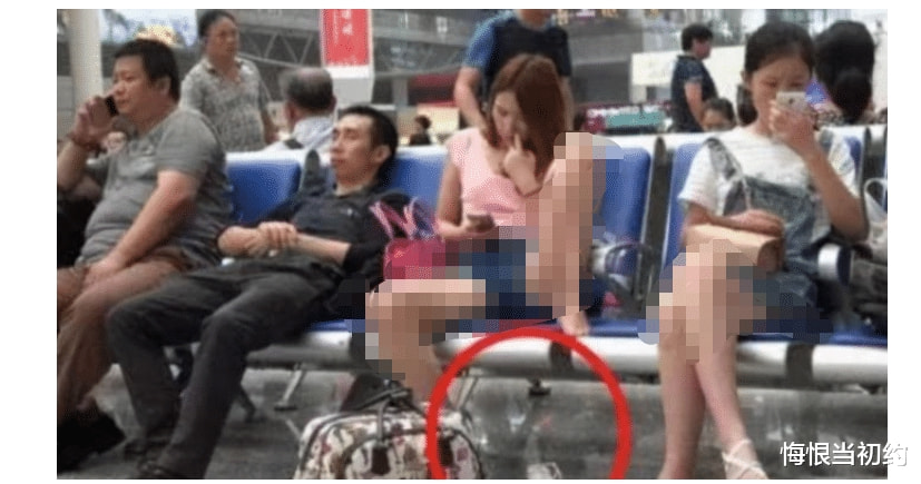 “去男朋友家里睡了一觉,醒来就变成这样了,我到底遭遇了什么?” “去男朋友家里睡了一觉,醒来就变成这样了,我到底遭遇了什么?”
