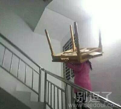 遇到这样的汉子最好别惹 遇到这样的汉子最好别惹