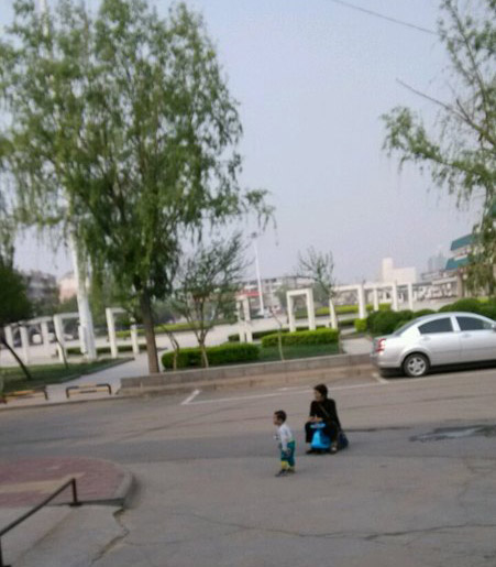 搞笑的儿童,欢乐的家长,合家真欢乐！
