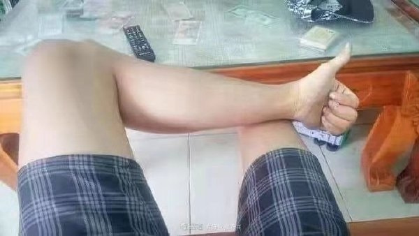轻松一刻:偷拍了整个宿舍的姐妹,男友竟然都想X? 轻松一刻:偷拍了整个宿舍的姐妹,男友竟然都想X?