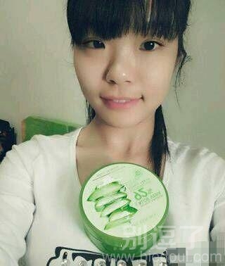 平胸的妹子羡慕嫉妒恨啊 平胸的妹子羡慕嫉妒恨啊