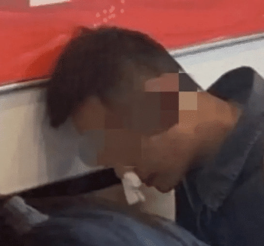 “把我们两个P在一起,一个小时后过来拿图!”哇哈哈哈...如花是你吗? “把我们两个P在一起,一个小时后过来拿图!”哇哈哈哈...如花是你吗?
