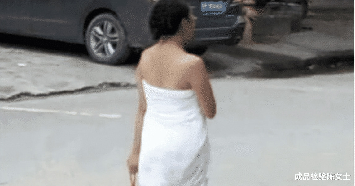 “女生为了吃早饭能有多拼?浴巾:我没想过有一天会这样出门 “女生为了吃早饭能有多拼?浴巾:我没想过有一天会这样出门
