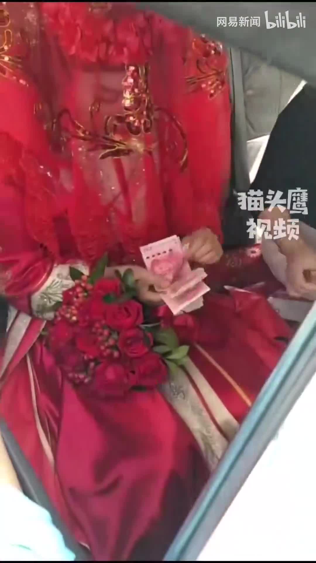 轻松一刻:明明是成年人的生意,干嘛搞得跟爱情一样